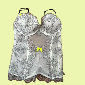 Victoria’s Secret Corset with Garter Hooks | 34C